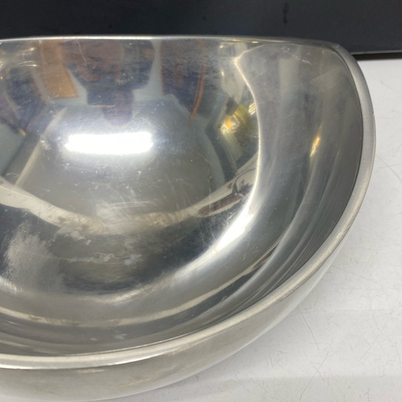 Nambé 527 Handmade Serving Bowl Tri Corner Dish Made of Aluminum Alloy Metal - Picture 5 of 11